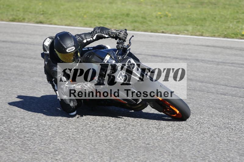 /54 19.09.2025 Speer Racing ADR/Gruppe gelb/33